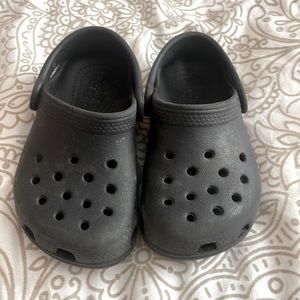 Crocs Classic Baby Size 7 Black Slip On Vented Water Friendly Shoes